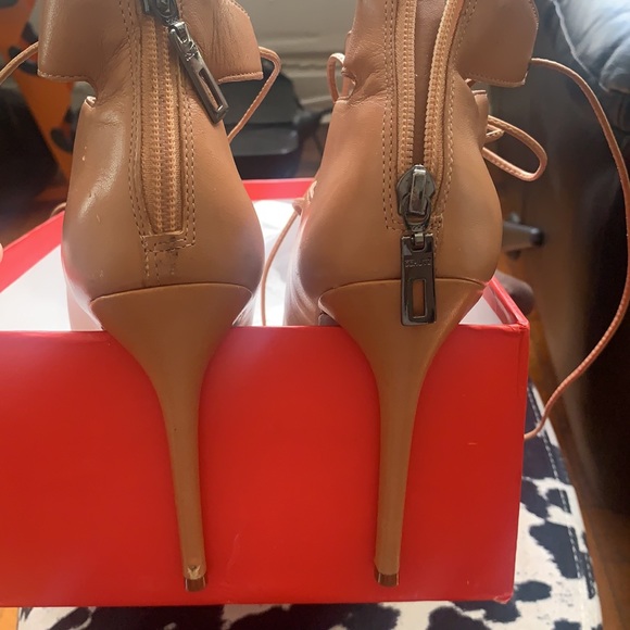 Lace up shoes - Picture 7 of 8